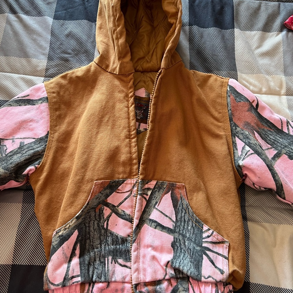 Toddler coat size 4T good condition just a few stains on the sleeve end’s